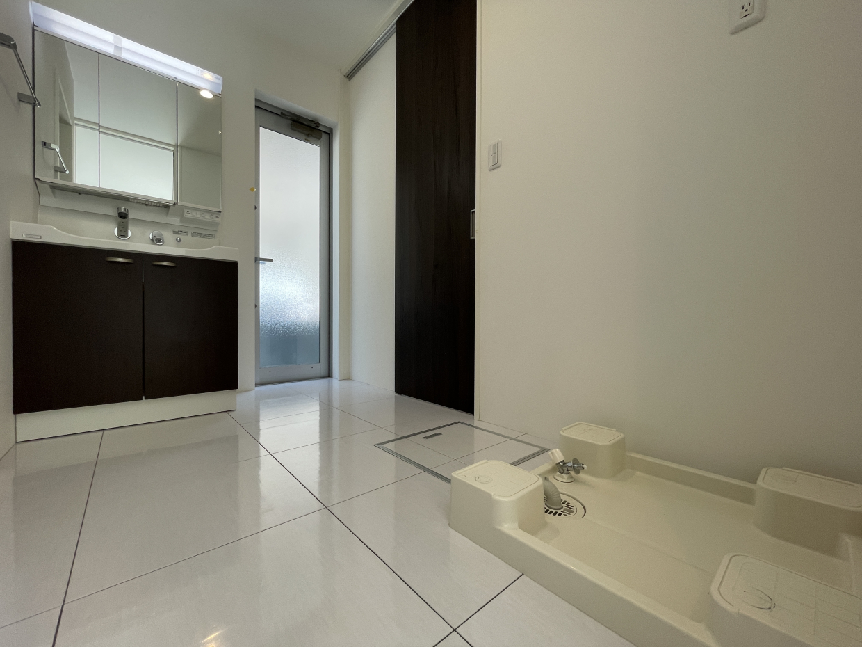 洗面脱衣スペースも余裕の広さ