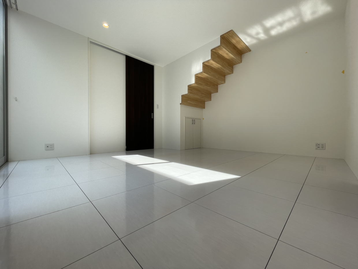 LDKの床も真っ白！！