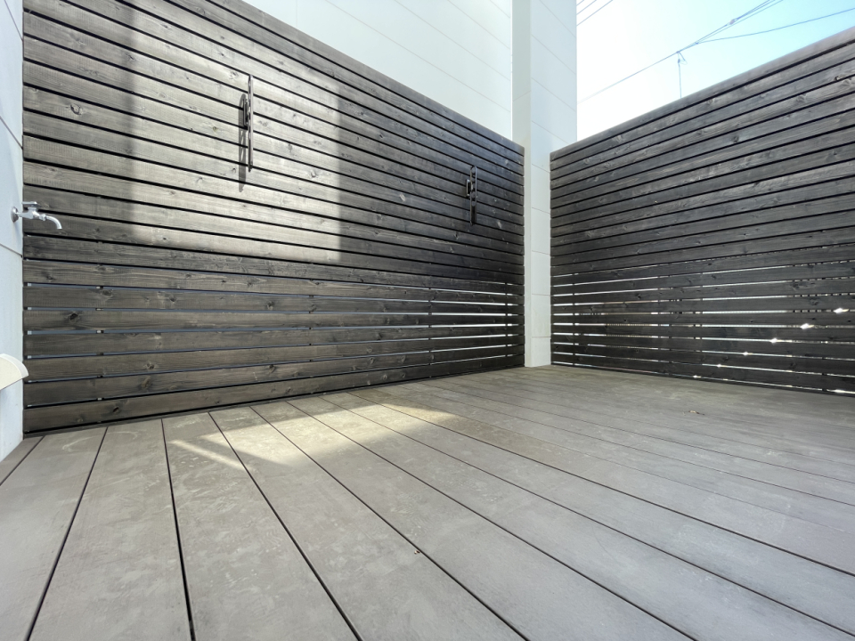 テラスも広く日当たりも良いです