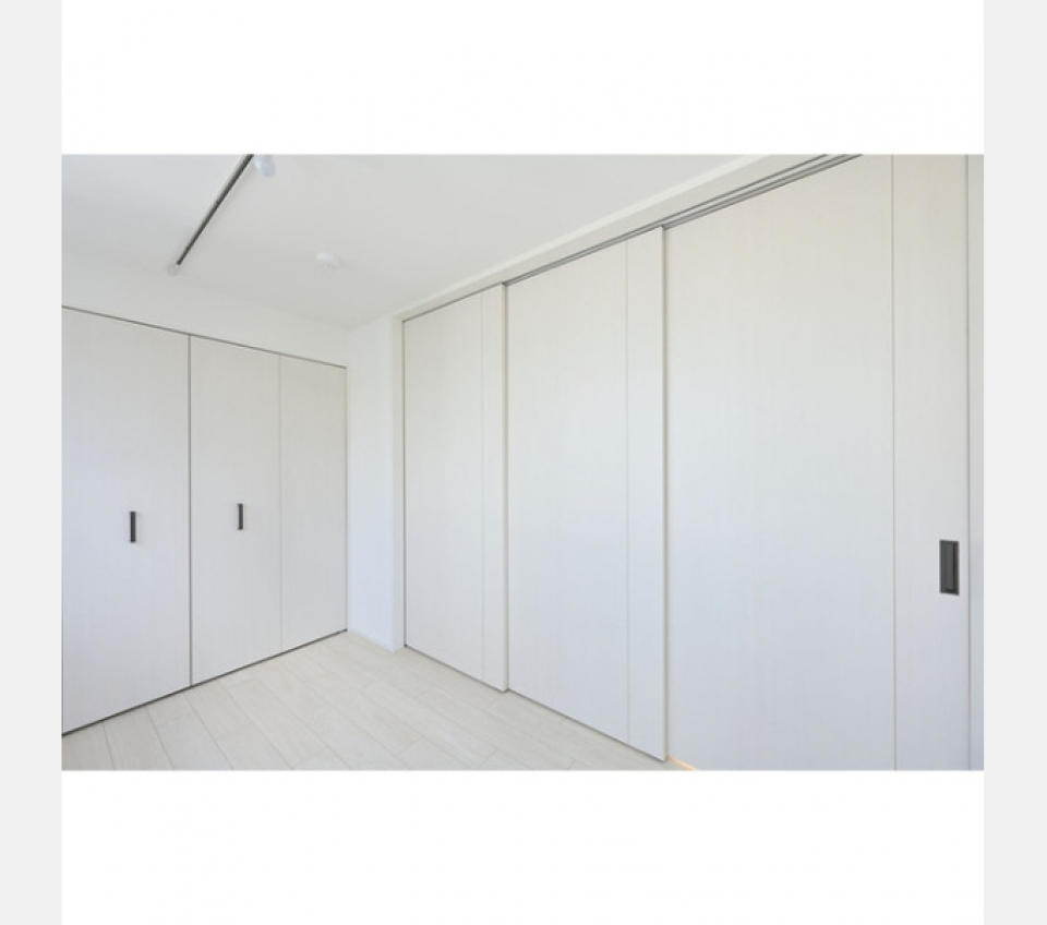 LDKは8.7帖/洋室は4.8帖です