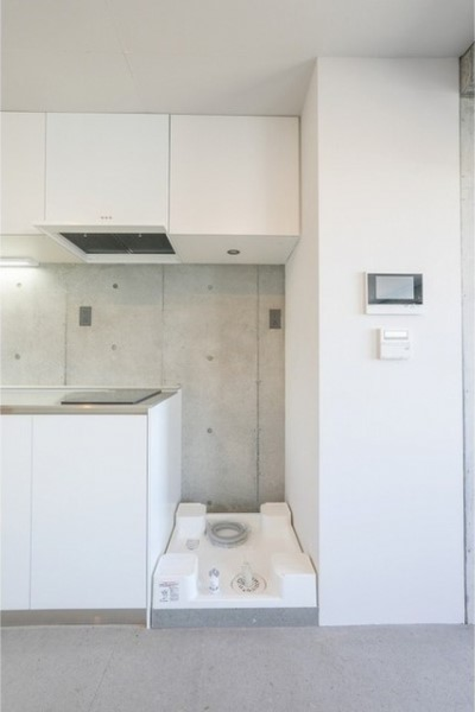 キッチンと並びに洗濯機置き場があるのは家事楽ですね