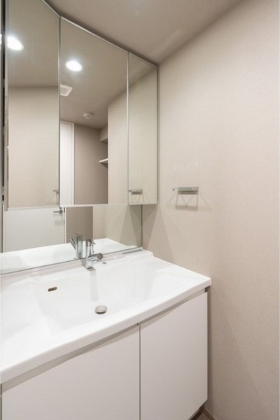 使い勝手のよい洗面化粧台