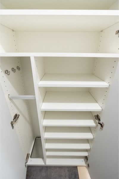 たくさん仕舞えるシューズボックス