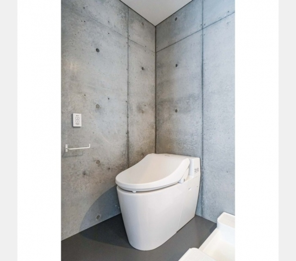 タンクレストイレは扱いやすいですね