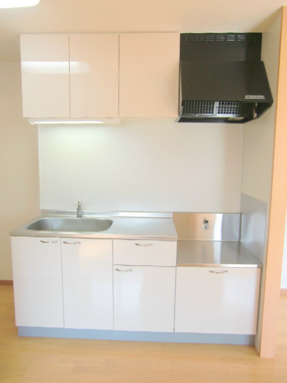 キッチンのガスコンロはご自身で用意を。