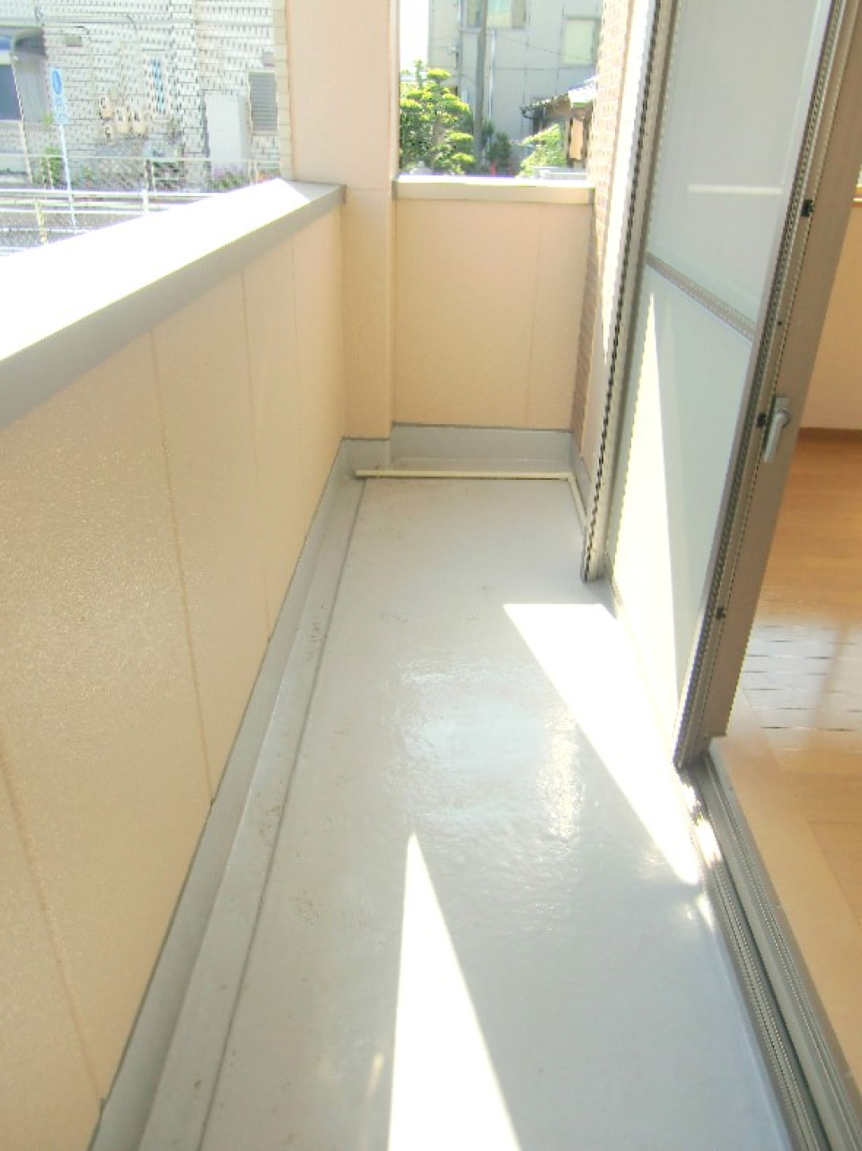 角部屋・最上階なので陽当たりは良さそう