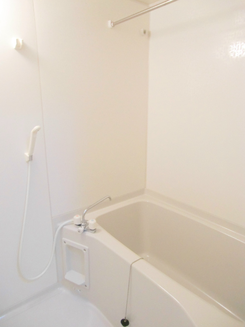 シンプルな浴室