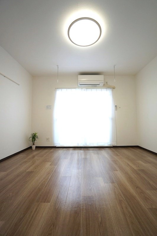 洋室への日当たり良好です