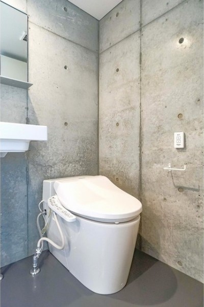 タンクレストイレは扱いやすいですね