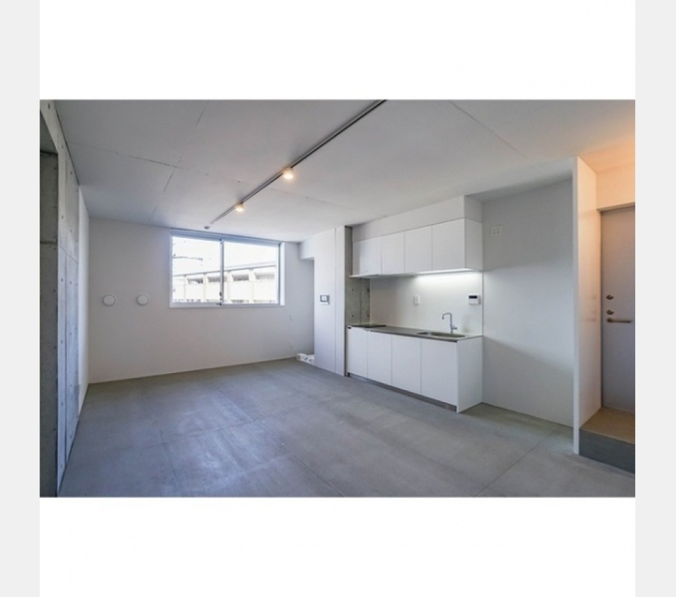 プレーンで自由度の高い空間です