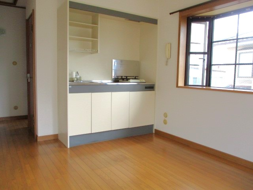 2階には6帖のダイニングキッチン