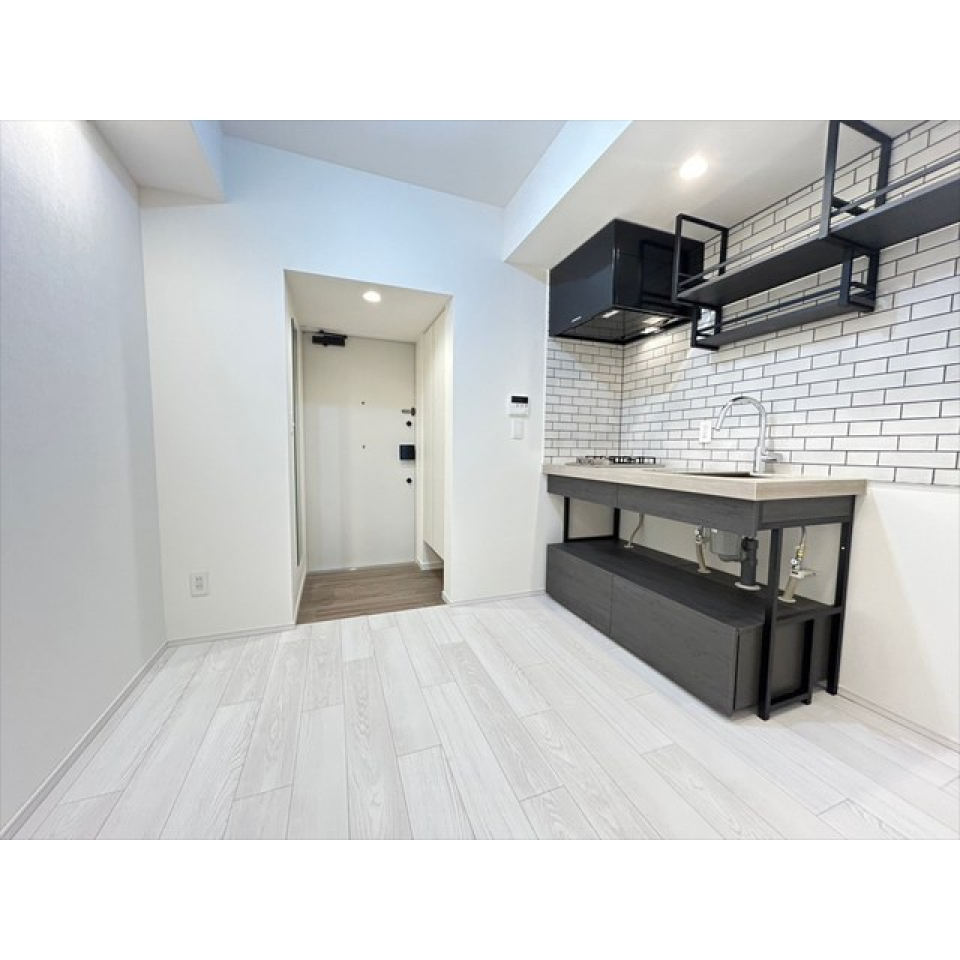 1K間取りの最適解？！
キッチンスペースもおしゃれかつ十分な広さを確保！