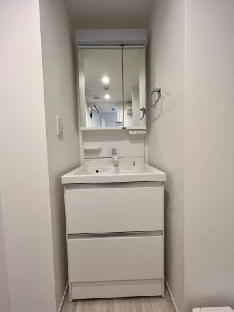 嬉しい独立洗面台。