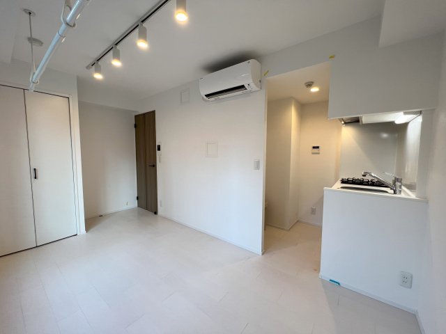 室内は白で統一