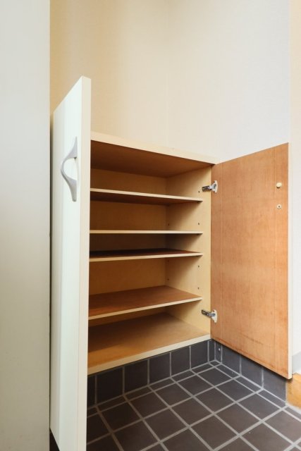 シューズボックスを開けた時の様子。