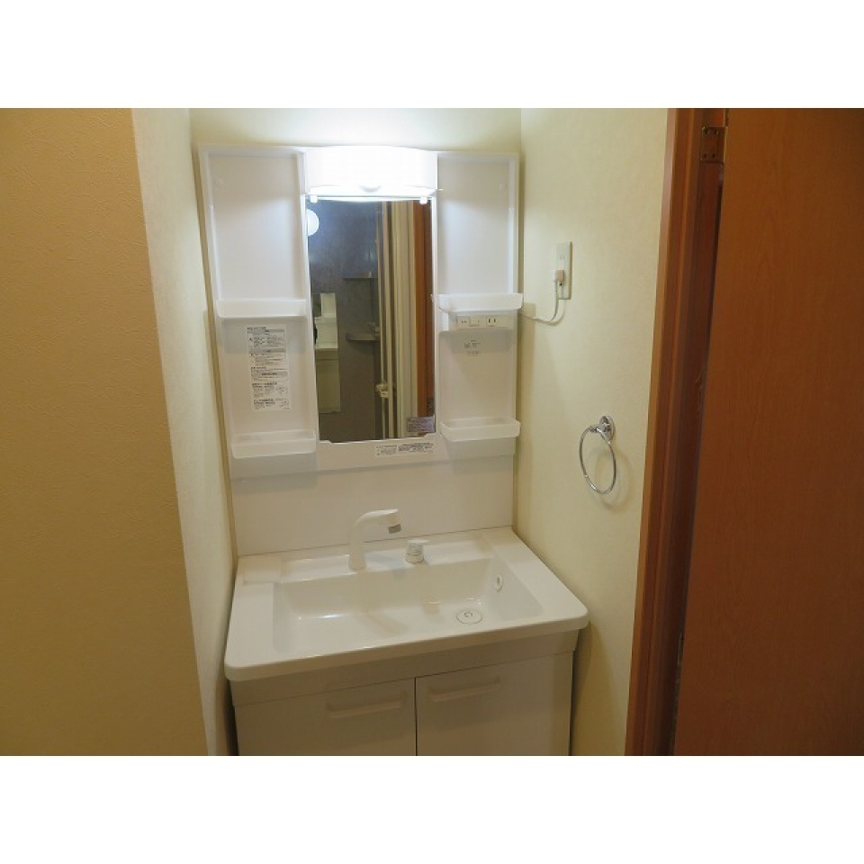 嬉しい独立洗面台。