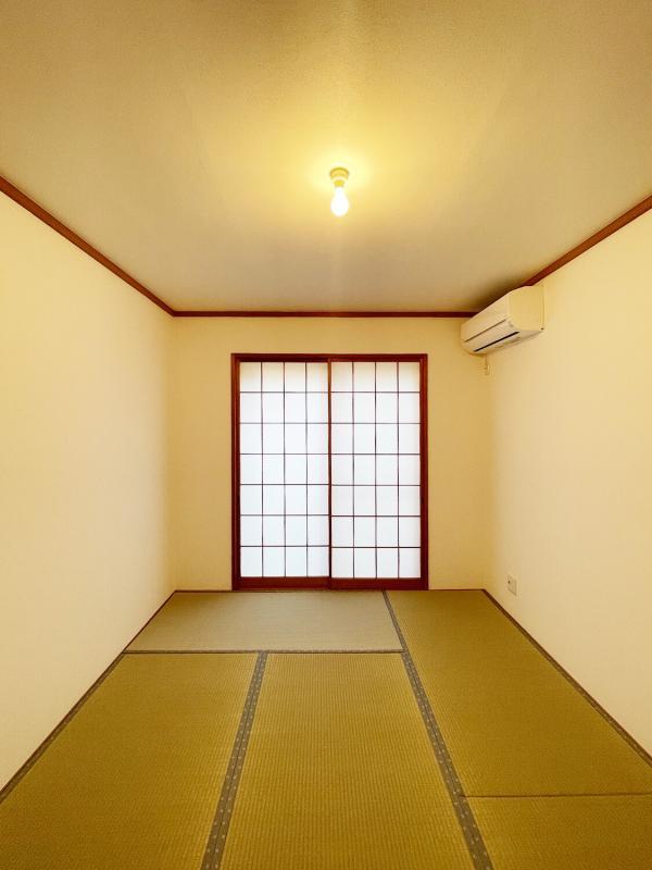 ６帖の和室です。