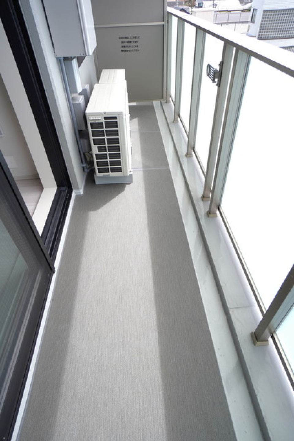 バルコニーの様子。※写真は同タイプ住戸です。