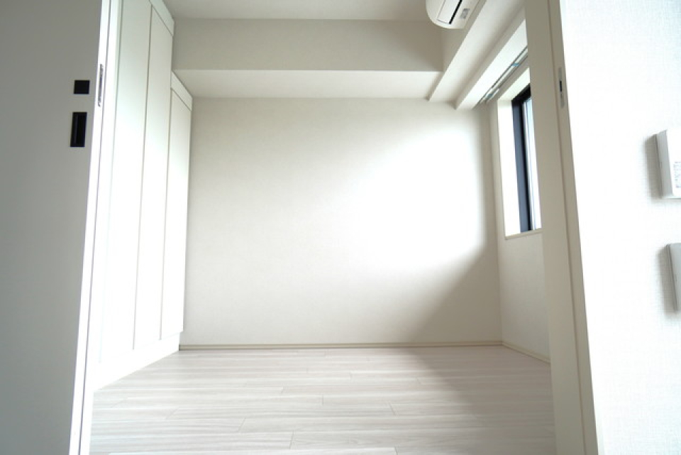 ３．５帖のベッドルームの様子。※写真は同タイプ住戸です。