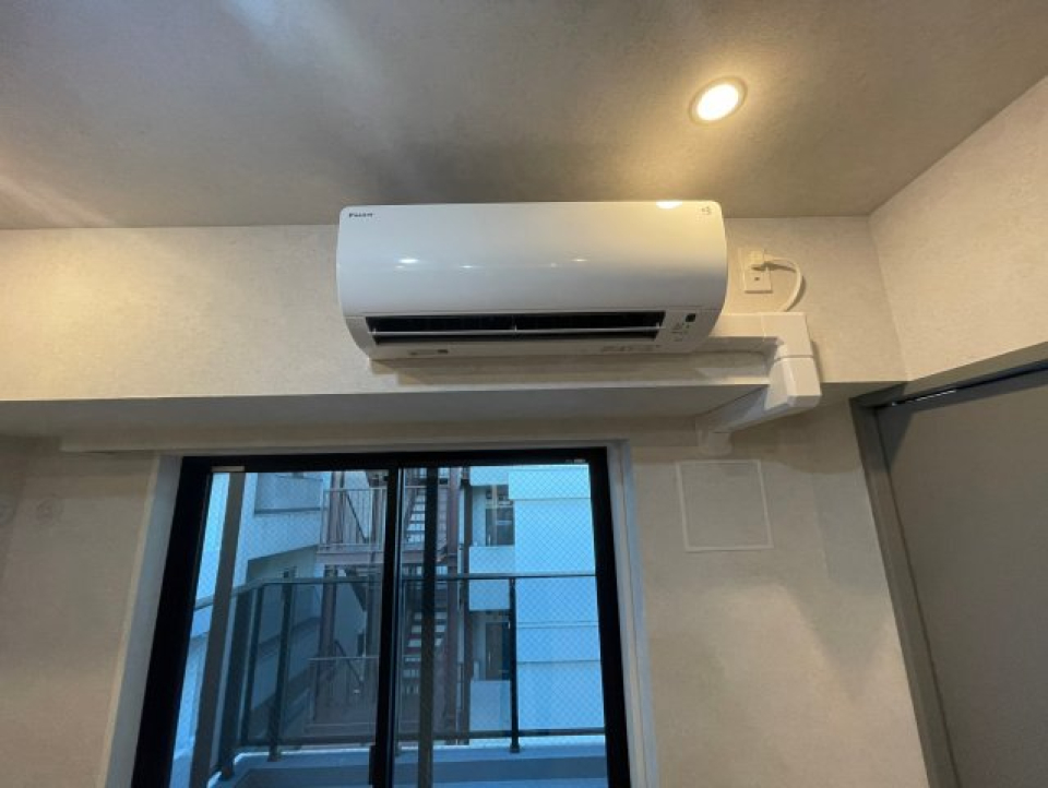 エアコン完備
Log銀座EAST（別号室同タイプ）