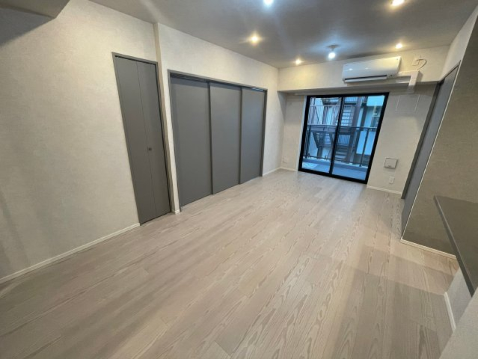 グレーは他の色との相性◎！彩り方はあなた次第！
Log銀座EAST（別号室同タイプ）