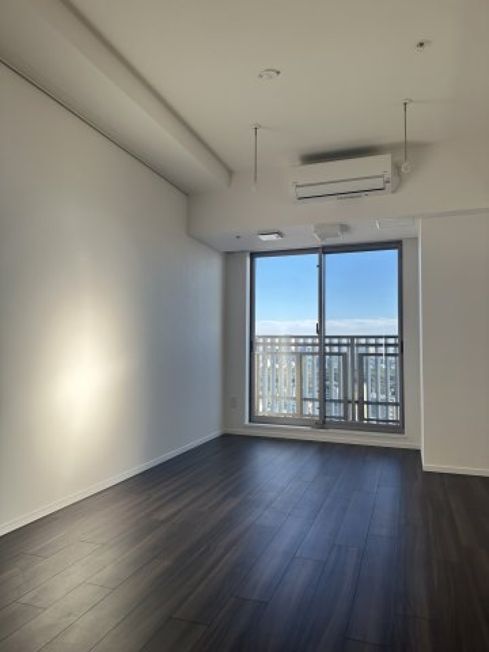 エアコン完備の1KRoom！
※参考写真