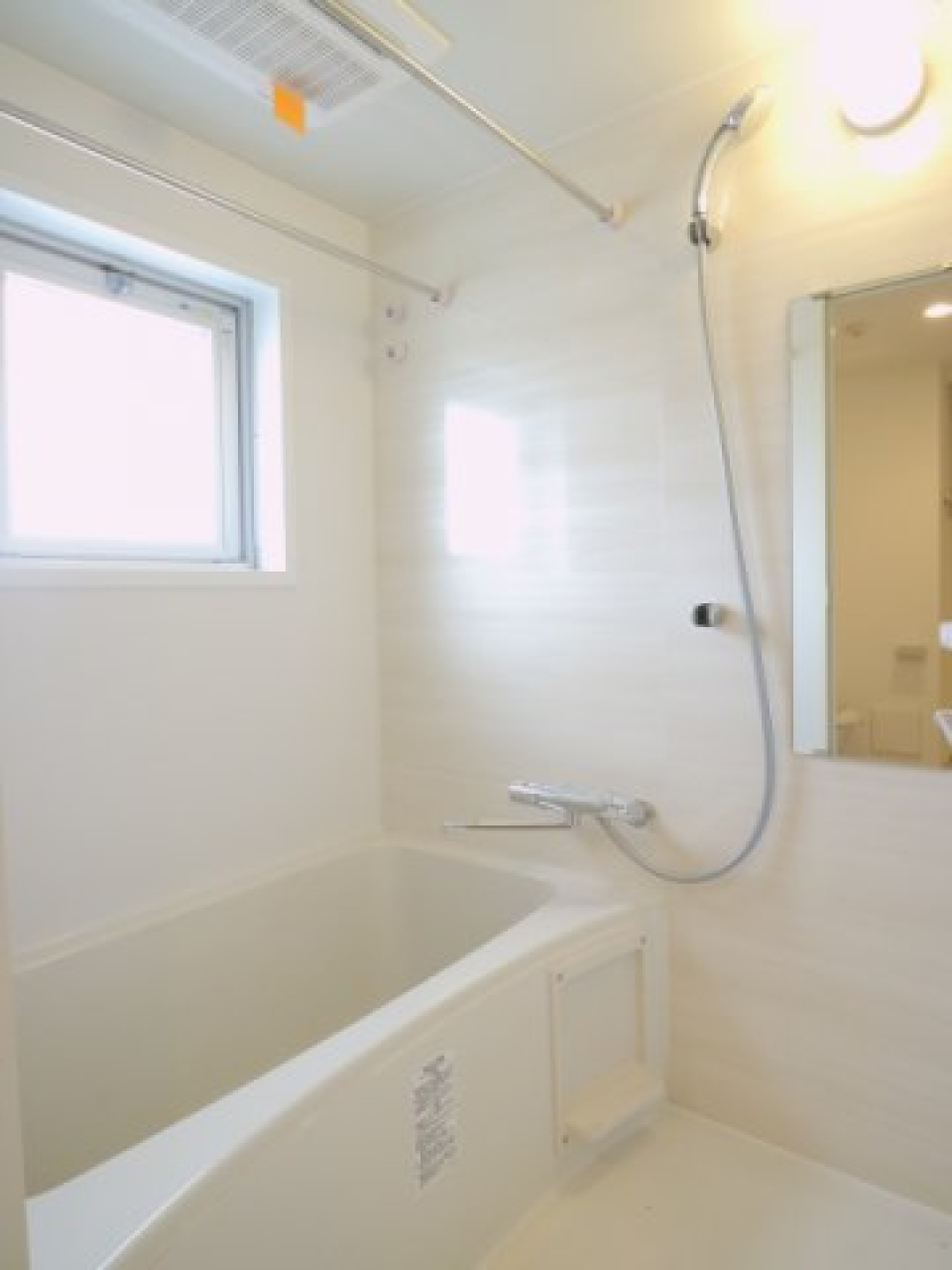 浴室の様子です。
