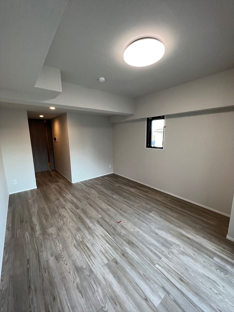 １０帖の洋室が広がります。