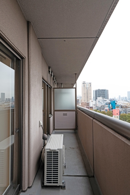 バルコニーの様子。※写真は同タイプ住戸です。