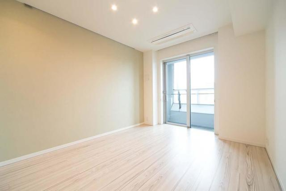 ７．９帖の広々洋室がリビングに併設しています。※写真は同タイプ住戸です。