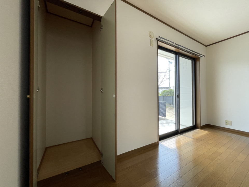 掃除道具や生活用品など入れとくのに便利