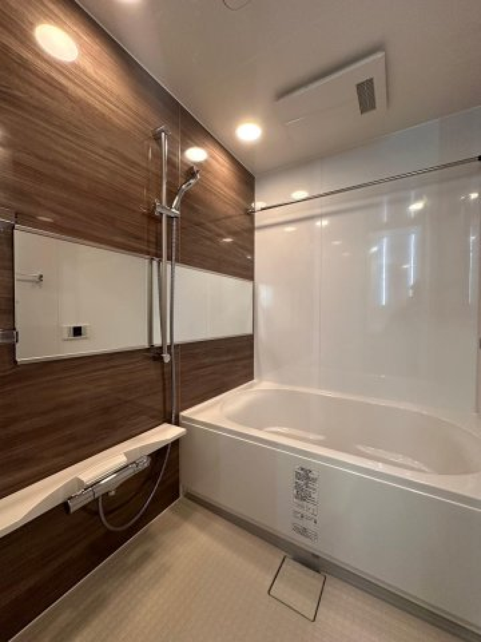 大きな鏡がついていて嬉しい。