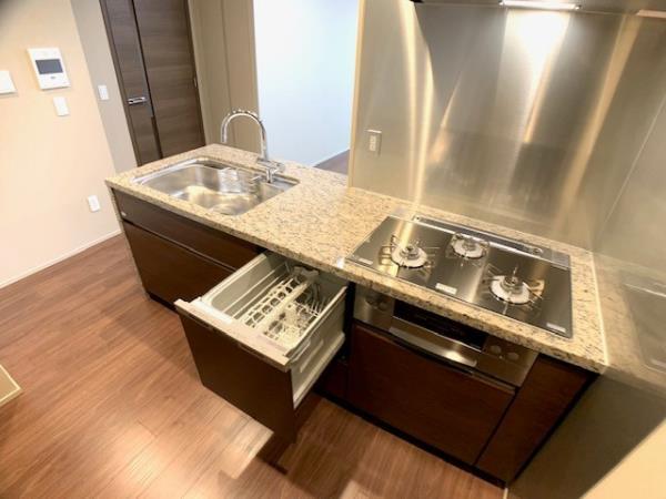 キッチンは食洗機付き