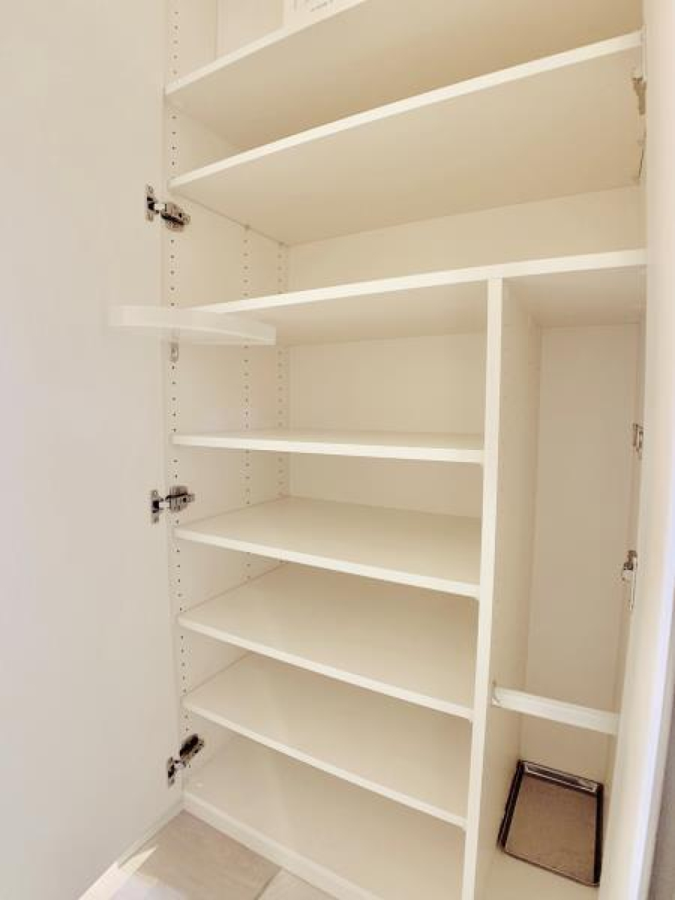 シューズボックスを開けたときの様子。
