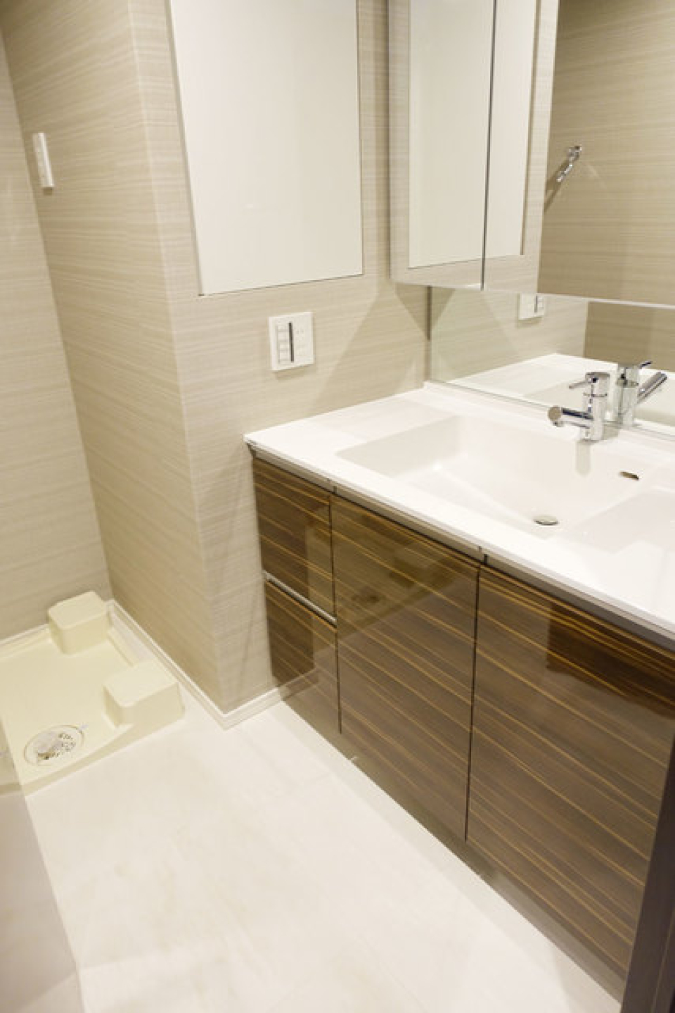 洗面台の様子。
※写真は同タイプ住戸です。