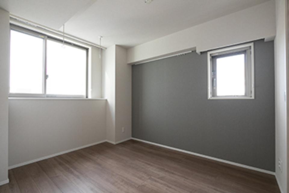 洋室にはウォークインクローゼットがついていて便利ですね！※写真は同タイプ住戸です。