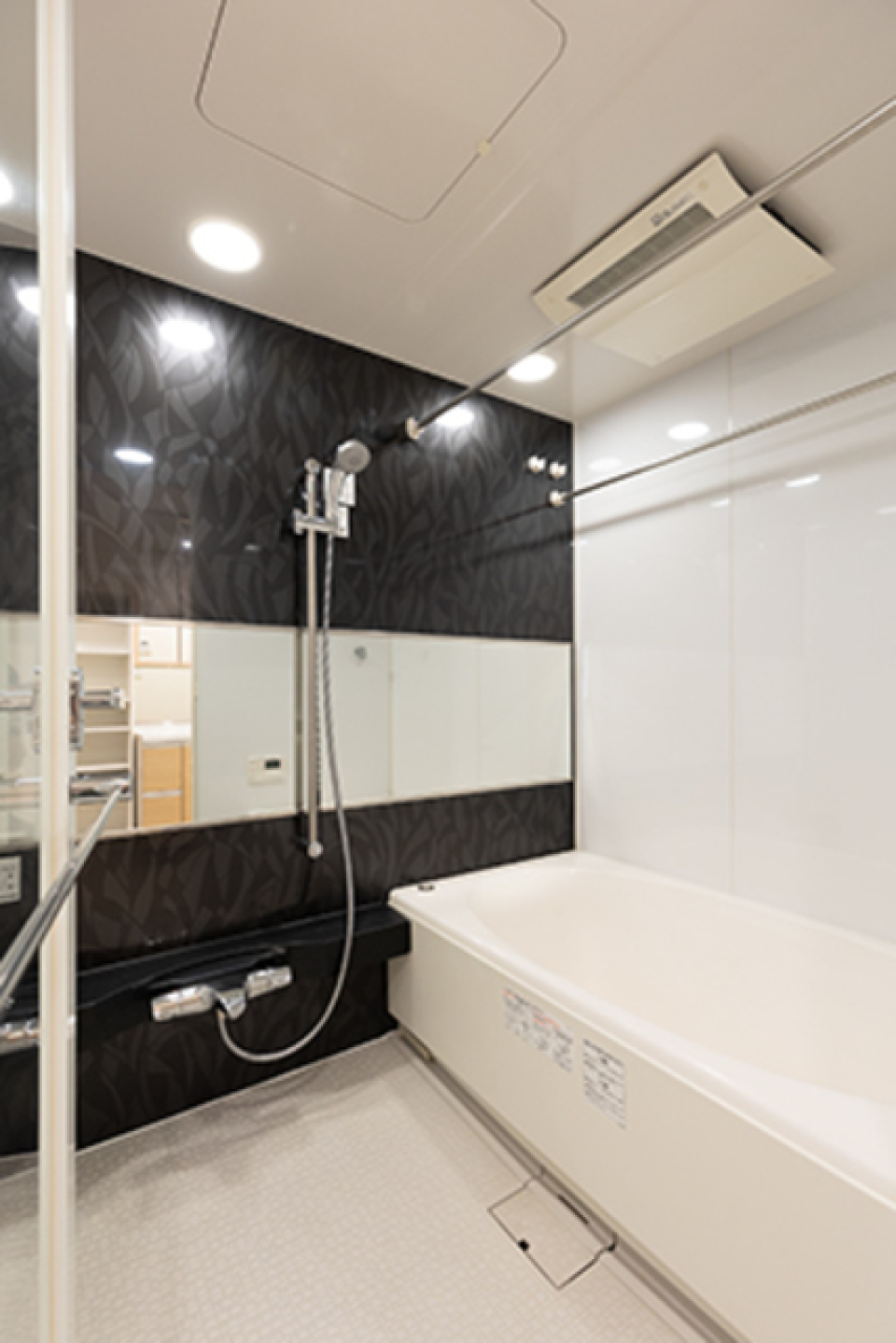 広々ゆったりな浴室※写真は同タイプ住戸です。