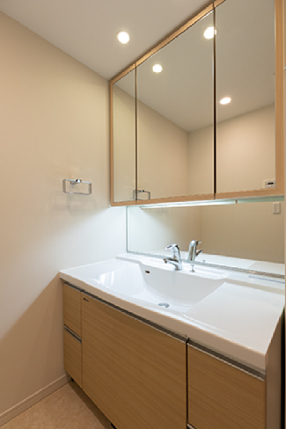 ホテルライクな洗面台※写真は同タイプ住戸です。