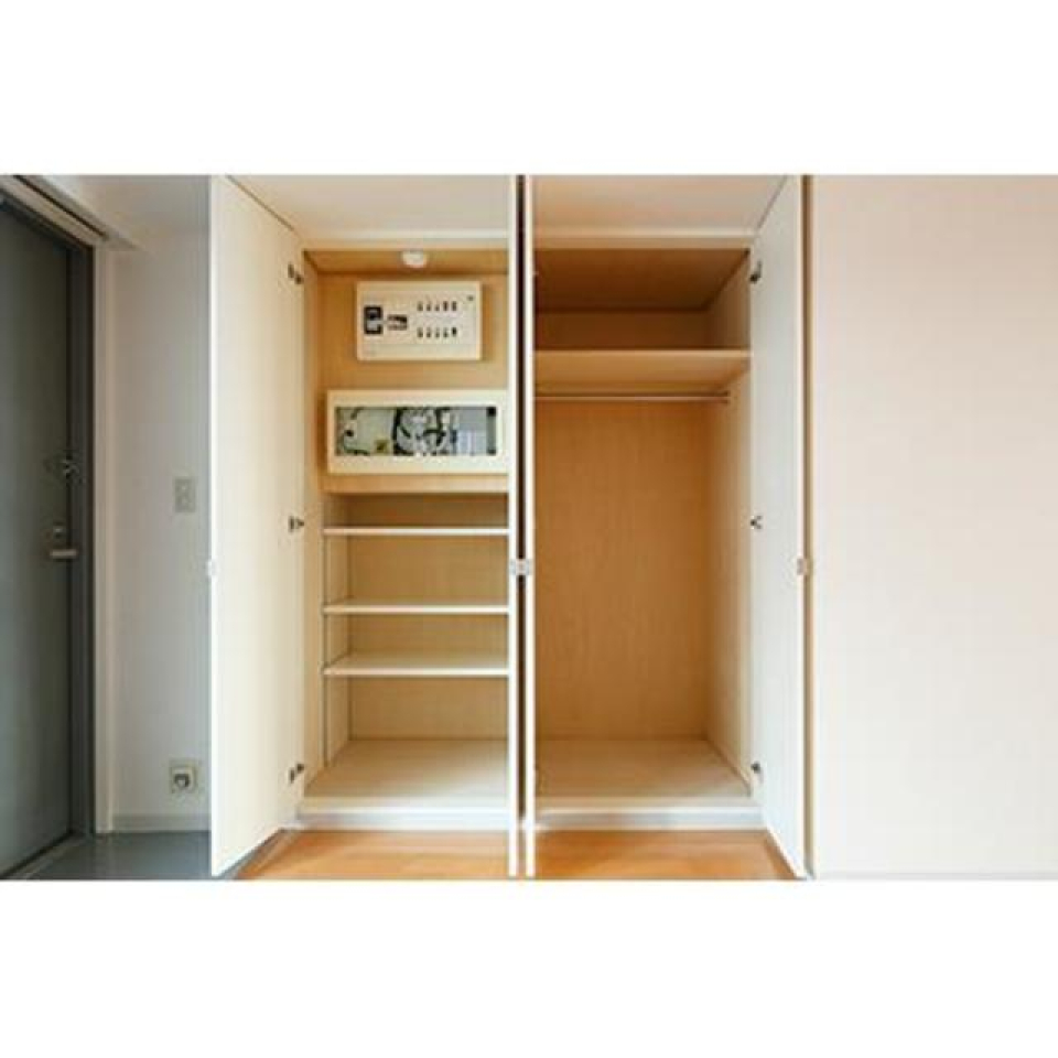 広々色々入りそうな収納スペース発見！！
※写真は同タイプ住戸です。