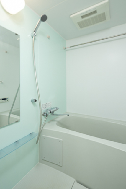 浴室乾燥機つきのお風呂です！
※写真は同タイプ住戸です。