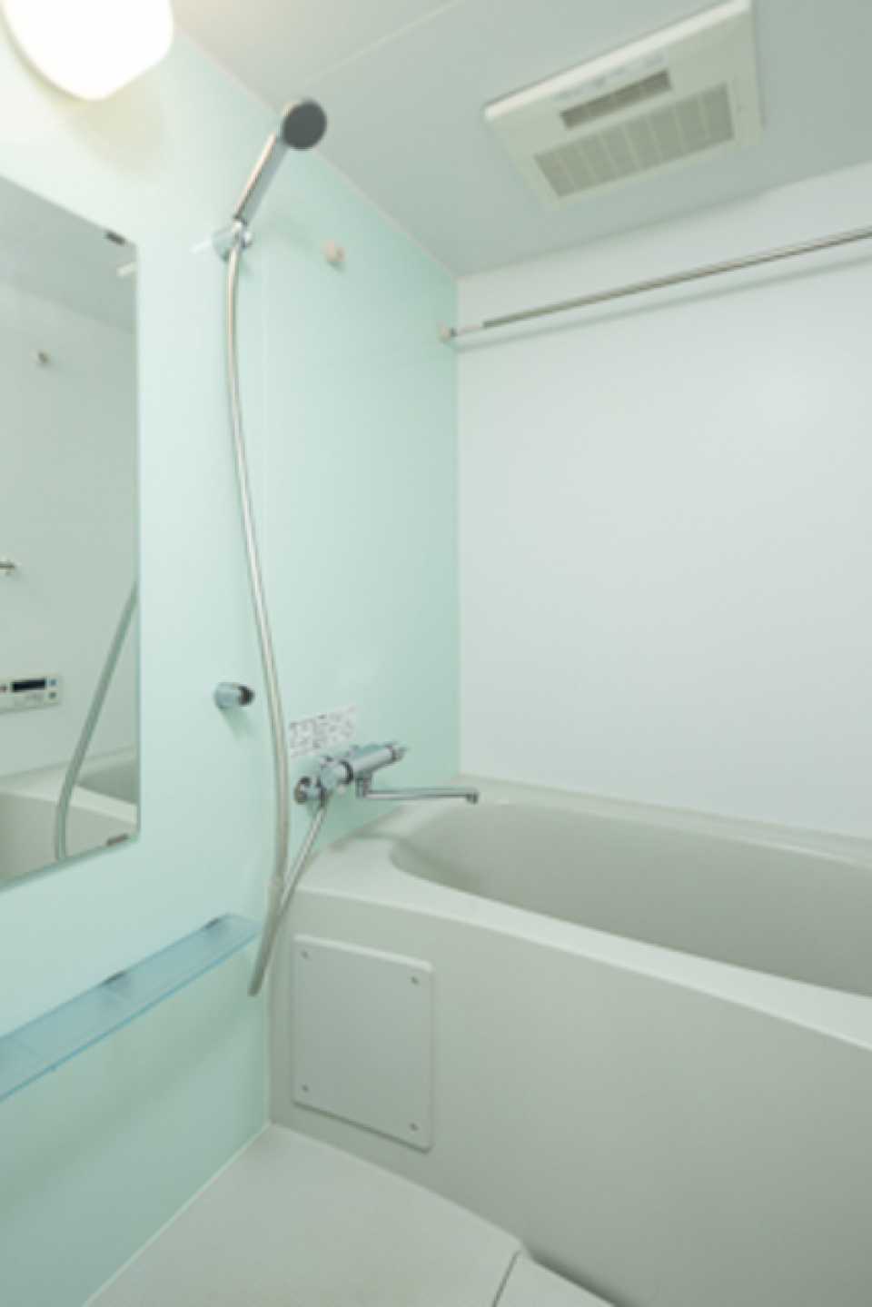 浴室乾燥機つきのお風呂です！
※写真は同タイプ住戸です。