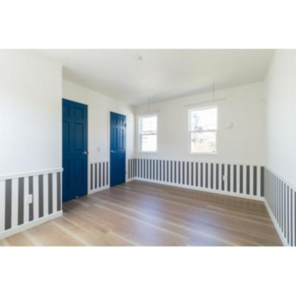 海外っぽいポイント発見！扉がblue！このポイントカラーが可愛い！
※写真は同タイプ住戸です。