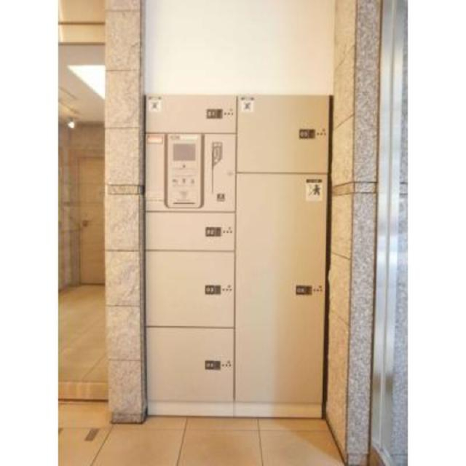 宅配ボックス付き