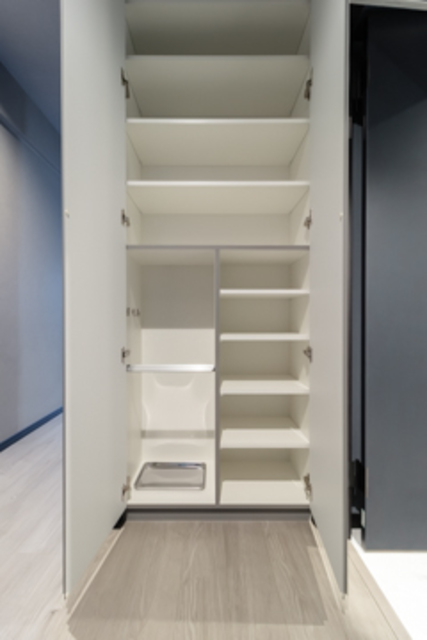 シューズクローゼットあります
※写真は同タイプ住戸です。