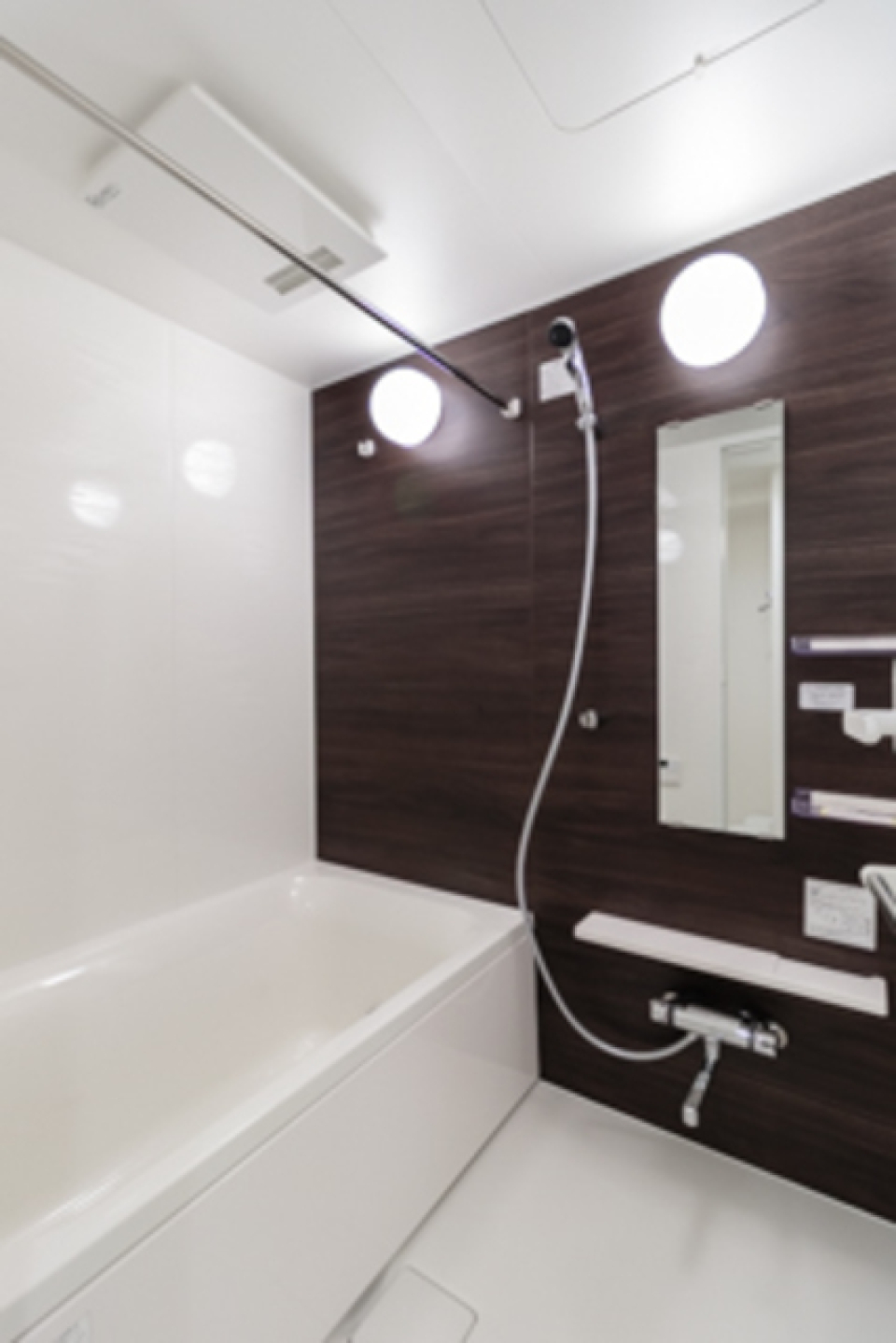 パネルの色が落ち着いているので、落ち着いた空間が広がります。※写真は同タイプ住戸です。