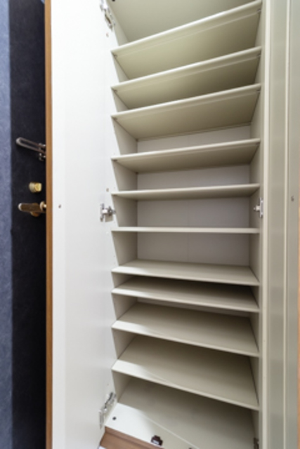 シューズクローゼットあります※写真は同タイプ住戸です。