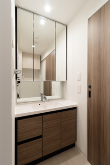 嬉しい独立洗面台。※写真は同タイプ住戸です。