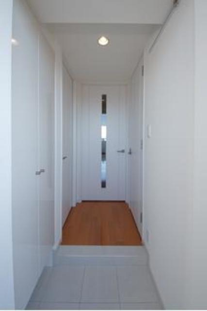 玄関の様子※写真は同タイプ住戸です。