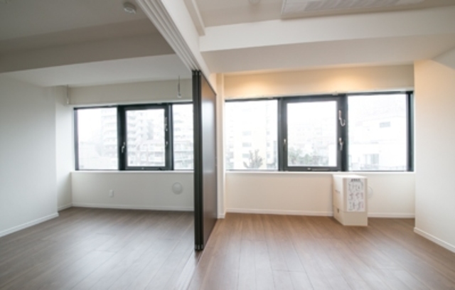 仕切りの使い方でお部屋の雰囲気が変わるかも！
※写真は同タイプ住戸です。