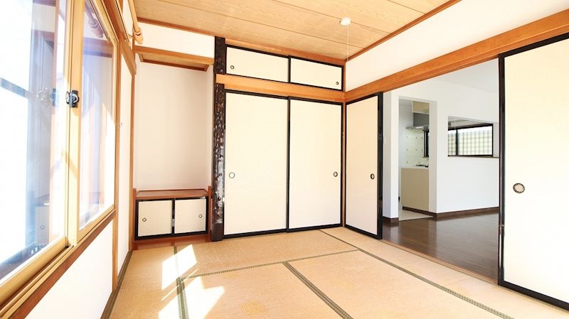 押し入れ収納付きの和室6帖